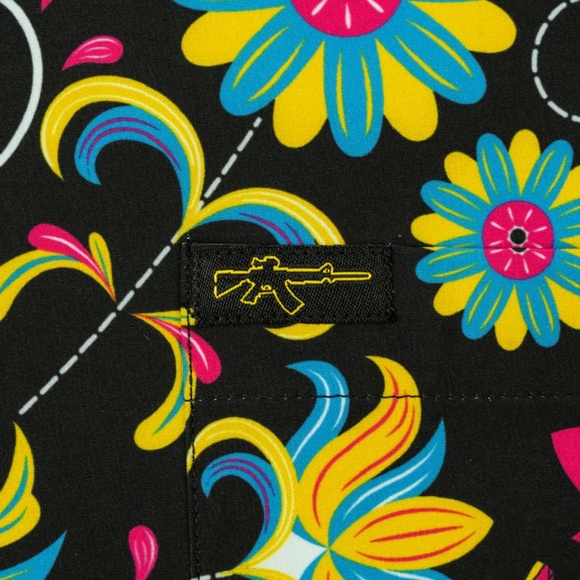 Retro Rifle Men's Full Button Down - Flores De Mayo - Picture 3 of 5